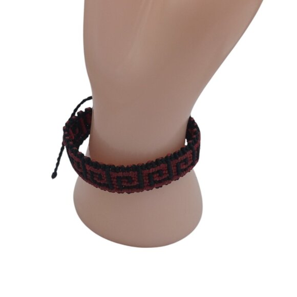 Unisex Handmade Woven Macramé Thread Geometric Figures Bracelet - Picture 4 of 8